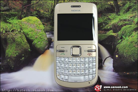 รีวิวเบา ๆ กับ Nokia C3 - แชทมันส์เต็มที่ QWERTY เจ๋งในราคาสุดประหยัด