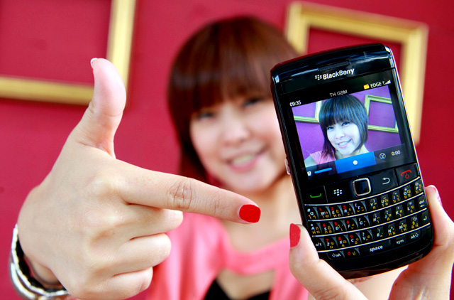 ขาย BlackBerry Bold 9780 แล้วเริ่มต้น 17,900 บาท