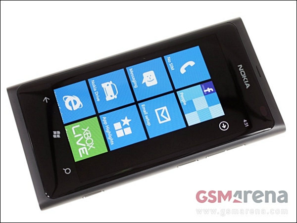 เปิดตัว Nokia Lumia 800 ครั้งแรกในเมืองไทย