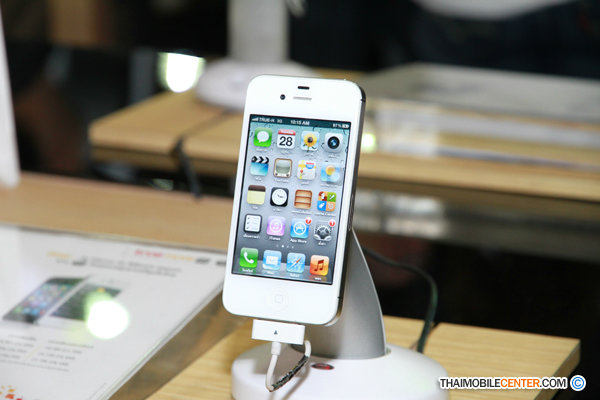 โปรโมชั่น iPhone เด็ดๆ จากค่ายดีแทค ทรูมูฟ เอช และ เอไอเอส ในงาน